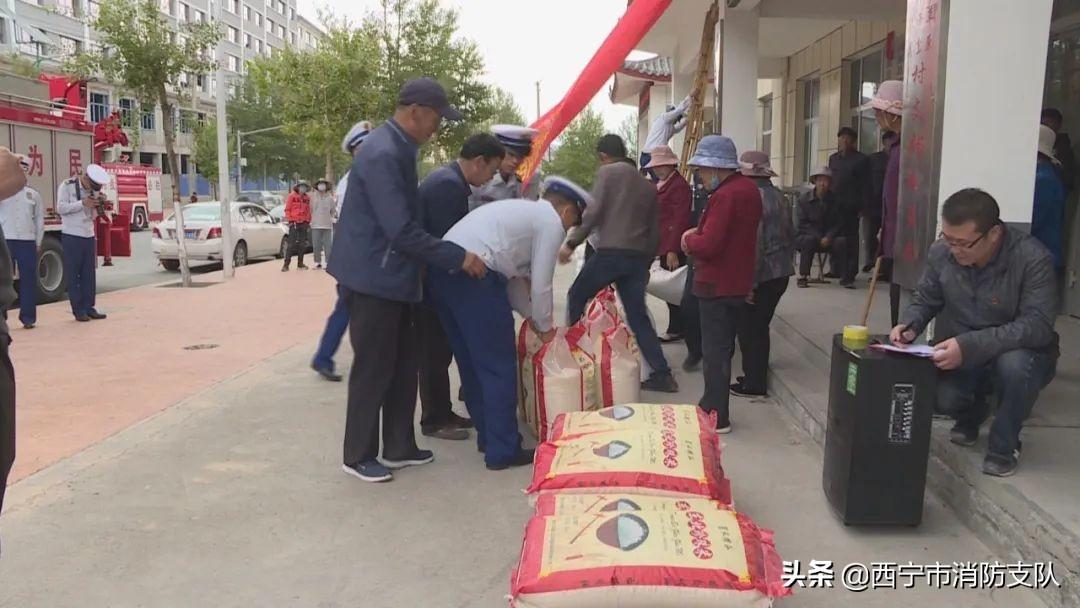 寺寨村委會(huì)領(lǐng)導(dǎo)團(tuán)隊(duì)全新亮相，展望未來(lái)發(fā)展之路